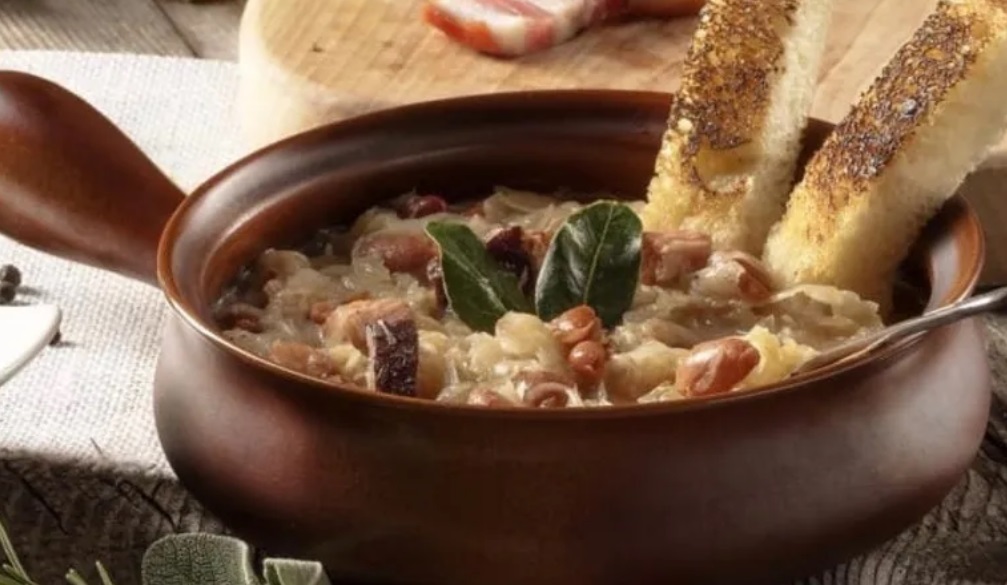 "Viaggio nel gusto con Cristina Cocco" esplora la terra del Friuli 1 La jota triestina